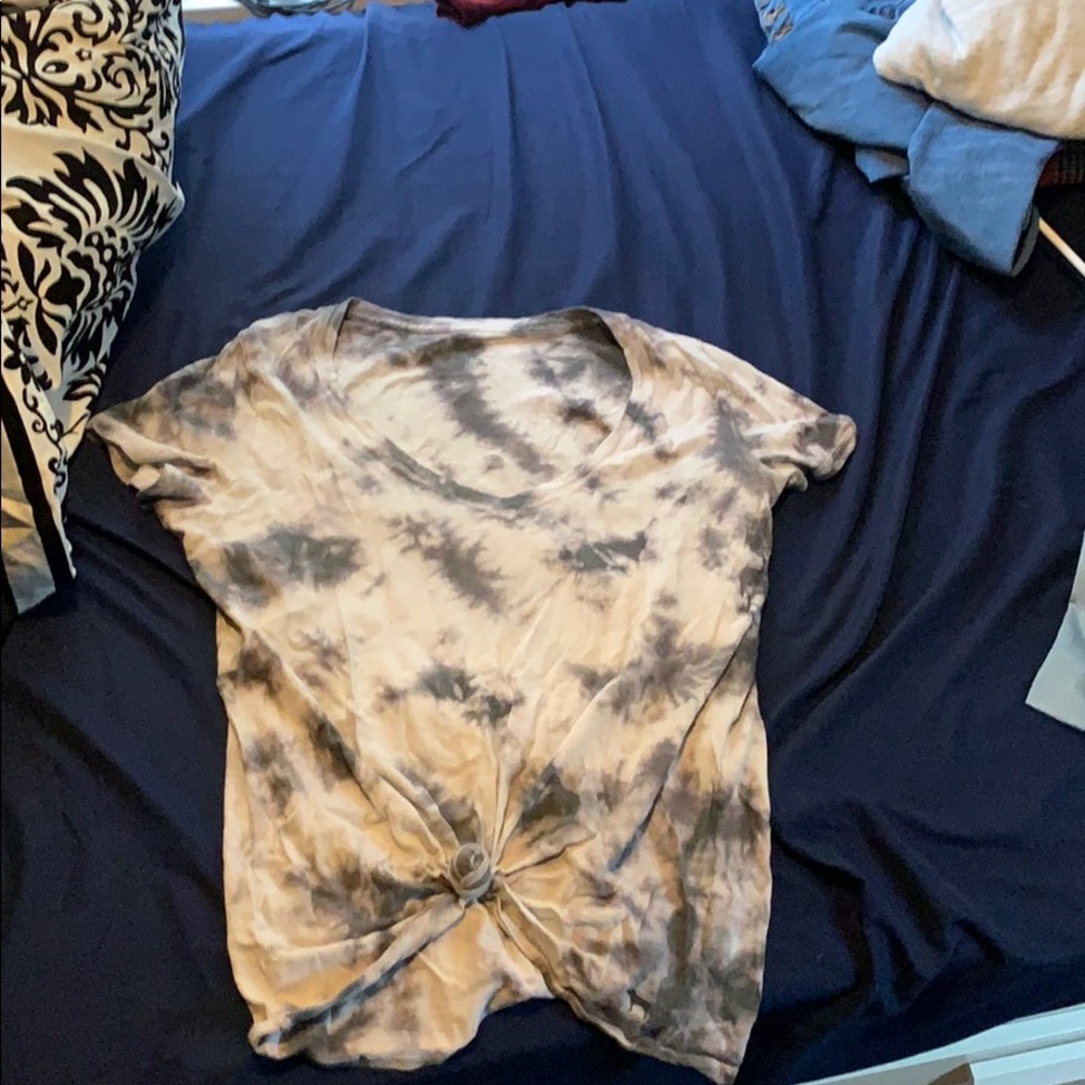 Shirt from pink marble like patter size M